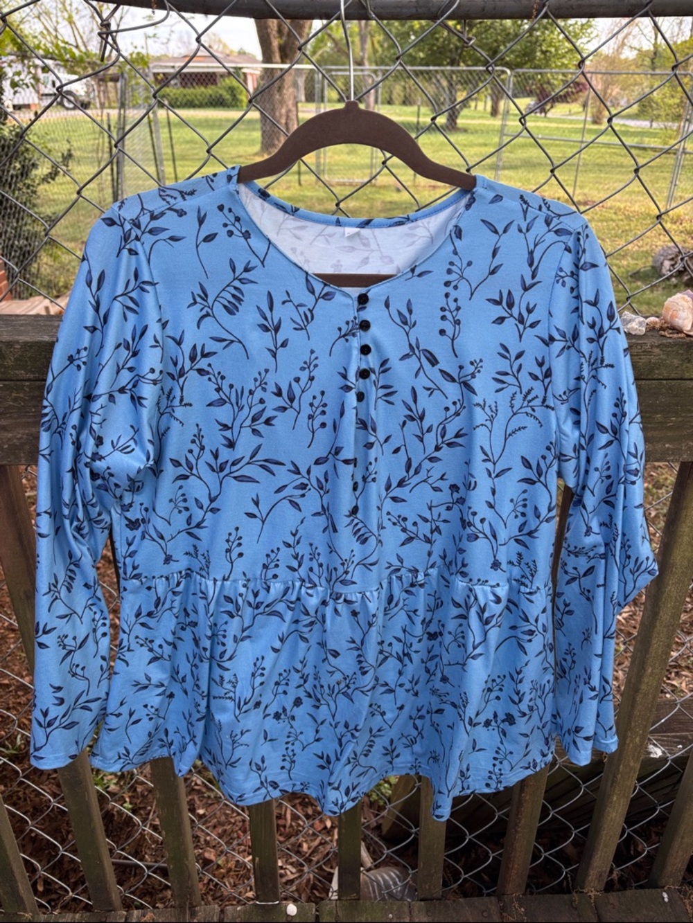 Blue Floral Button-Front Peplum Tunic Top